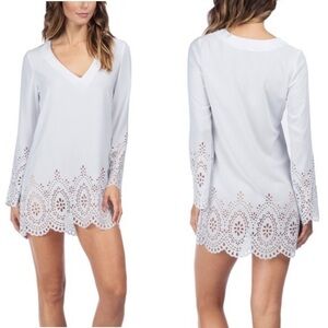 Kenneth Cole Reaction White Bell-Sleeve Laser-Cut V-Neck Cover-Up